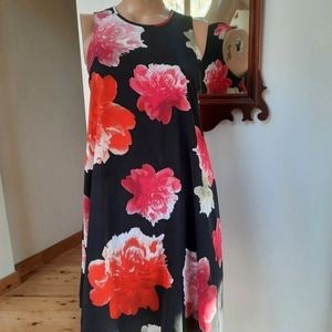Calvin Klein.  Size 6 floral dress. Like New. Fast Ship